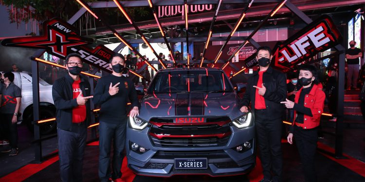 อีซูซุเสิร์ฟความมันส์สุดเหวี่ยง “New! Isuzu X-Series มันส์! มิดไมล์ Party”