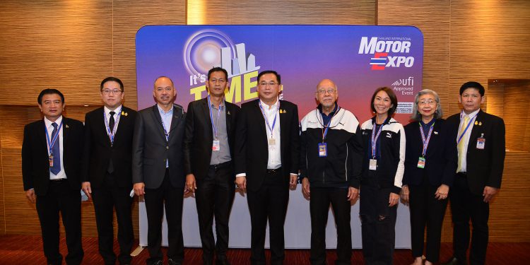 รัฐมนตรีประจำสำนักนายกรัฐมนตรีเยี่ยมชมงาน MOTOR EXPO 2022