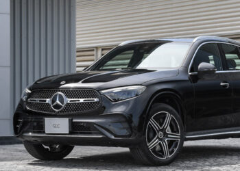 ปลั๊กอินไฮบริดรุ่นใหม่ล่าสุดจาก เมอร์เซเดส-เบนซ์ GLC 350 e 4MATIC AMG Dynamic