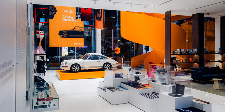 Curvistan แหล่งแฮงค์เอาท์แห่งใหม่ เปิดบ้านต้อนรับแฟนคลับปอร์เช่ใจกลางกรุงเทพฯ