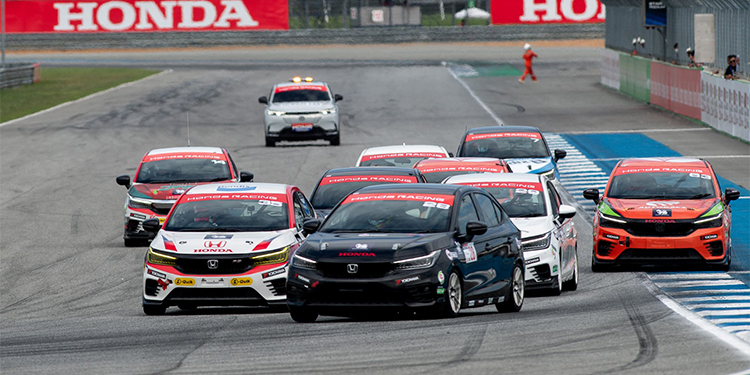 “ฮอนด้า วันเมคเรซ” เปิดฉากยิ่งใหญ่! เสิร์ฟความมันส์สนามระดับโลก “ธนาศิวณัฐ-ประพจน์” แบ่งชัยสนามแรกสถานการณ์ลุ้นแชมป์เข้มข้น