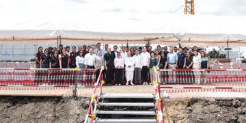 เอเอเอสฯ จัดพิธีวางเสาเอก สร้างอีกหนึ่งหมุดหมายในการก่อสร้างโชว์รูมและศูนย์บริการแห่งใหม่ Porsche Centre Kanlapaphruek