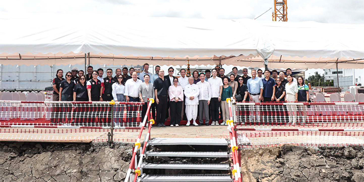 เอเอเอสฯ จัดพิธีวางเสาเอก สร้างอีกหนึ่งหมุดหมายในการก่อสร้างโชว์รูมและศูนย์บริการแห่งใหม่ Porsche Centre Kanlapaphruek