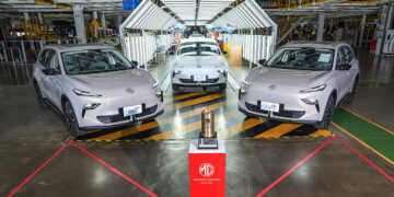 เอ็มจี สร้างประวัติศาสตร์ รับรางวัลรถยนต์ยอดเยี่ยม 3 ปีต่อเนื่อง NEW MG S5 EV รับรางวัล THAILAND EV OF THE YEAR 2025