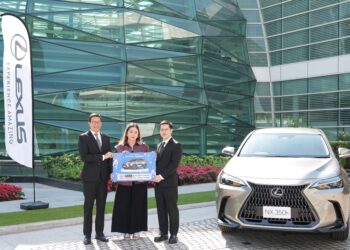 เลกซัส ประเทศไทย ร่วมกับ คิง เพาเวอร์ มอบรถยนต์เลกซัสรุ่น NX 350h Luxury แก่สมาชิก POWER PASS เนื่องในโอกาสเฉลิมฉลองครบรอบ 36 ปี