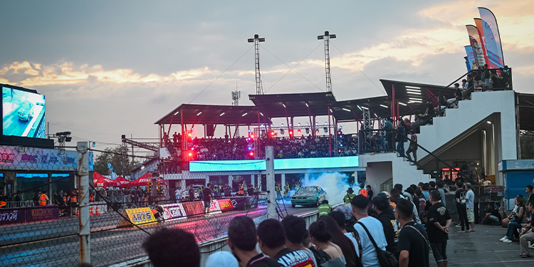 Amazing Thailand Souped Up Grand Prix ตอกย้ำตำนานงานแดร็กไทยที่ยิ่งใหญ่ที่สุดปีที่ 18 ปิดฉากสุดเดือด 132 คันซัดเต็มพิกัด คนดูล้นสนามกว่า 1.6 หมื่นคน