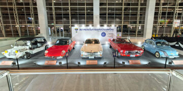 โหวตรถโบราณ ชิงรางวัล ! People’s Choice Award 2025