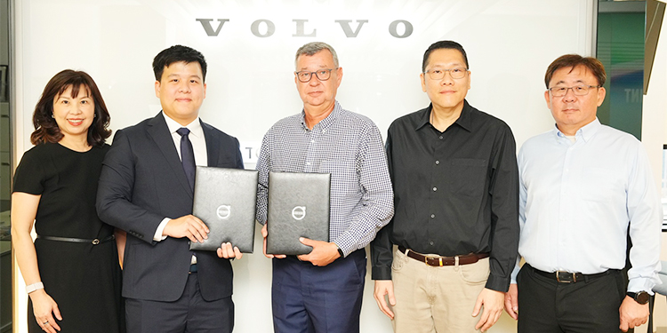 วอลโว่ คาร์ ประเทศไทย และ บริษัท ลิคก้าบิล ร่วมลงนามก่อสร้างโชว์รูมแห่งใหม่ในจังหวัดอุบลราชธานี ขยายเครือข่ายการให้บริการสู่ภาคอีสานตอนล่าง รองรับการเติบโตอย่างยั่งยืน