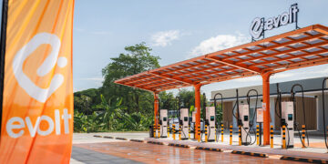 อีโวลท์ เดินหน้ายกระดับโครงสร้างพื้นฐาน EV ไทย เปิดตัว “Evolt Station Hub” แห่งแรก บนถนนลาดกระบัง