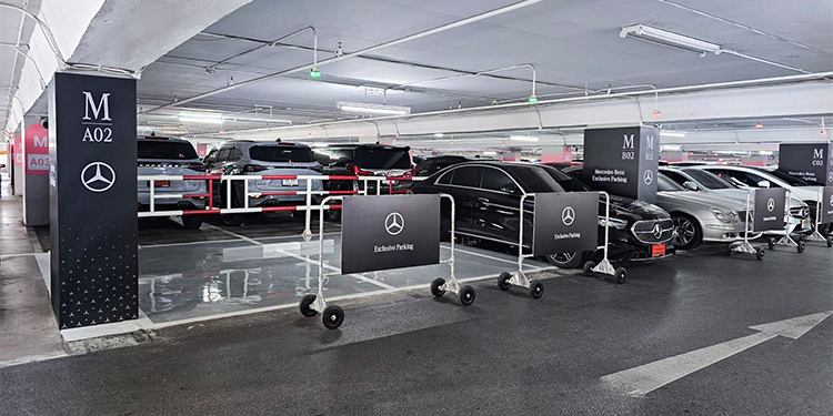เมอร์เซเดส-เบนซ์ เปิดโซน Exclusive Parking ที่ The Mall Lifestore Bangkapi ชวนลูกค้าสัมผัสความสะดวกสบายขั้นสุดตลอด 1 ปีเต็ม พร้อมรับดีลพิเศษจาก 3 ร้านดัง