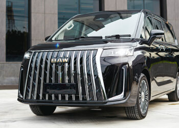 NEX เสริมทัพ EV เปิดตัว BAW M8 Flagship เจาะตลาดครอบครัวและองค์กรยุคใหม่