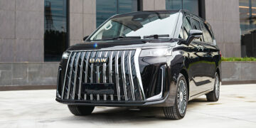 NEX เสริมทัพ EV เปิดตัว BAW M8 Flagship เจาะตลาดครอบครัวและองค์กรยุคใหม่