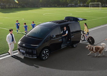 ทางออก “เดอะแบก” ฮุนไดส่ง “The new STARIA Hybrid” รถ MPV ไฮบริด 11 ที่นั่ง ครั้งแรกและหนึ่งเดียวในไทย พร้อมรองรับทุกภารกิจของเสาหลักครอบครัวในรถคันเดียว