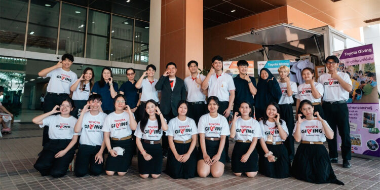 มูลนิธิโตโยต้าประเทศไทย ร่วมกับมหาวิทยาลัยแม่ฟ้าหลวง สานต่อ “การให้สุขภาพ” ขยายโอกาสการเข้าถึงบริการทันตกรรมในพื้นที่ห่างไกล ภายใต้แนวคิด “TOYOTA GIVING ขับเคลื่อนไทยให้ยั่งยืน”